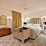 Apartment Penthouse Le Lustre
