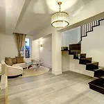 Apartment Penthouse Le Lustre