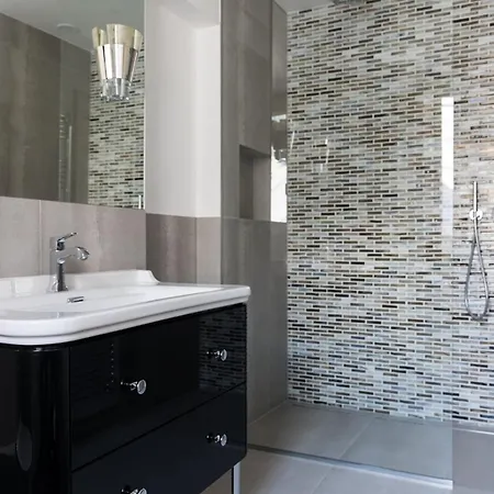 Lägenhet Penthouse Le Lustre *
