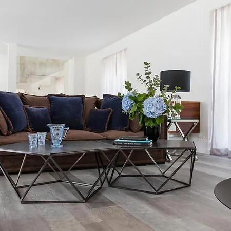 Penthouse Le Lustre * Шамони